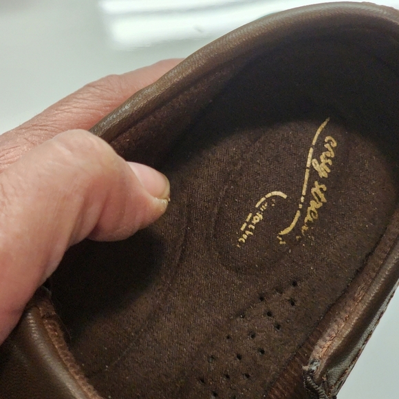 Easy Street Women's Brown Ankle Boots - Picture 6 of 7